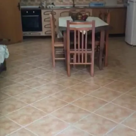 شقة Apartament Di Rent فلورا