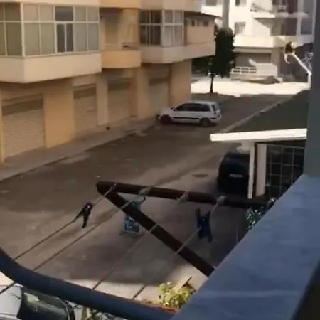 شقة Apartament Di Rent فلورا